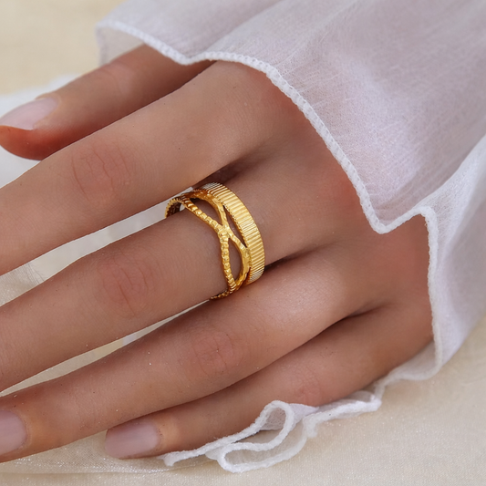 Bague Entrelac